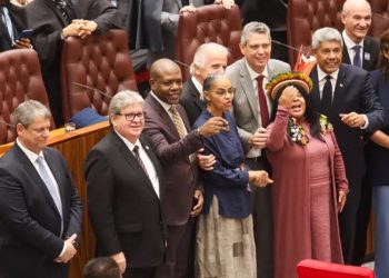 João prestigia posse do paraibano Herman Benjamim na presidência do STJ