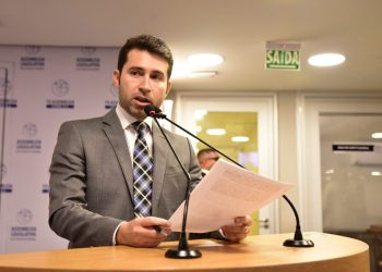 Prefeita de Monteiro e candidata do PSB acionam Michel Henrique na Justiça por difamação