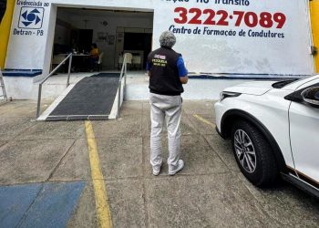 Pesquisa de preços dos serviços em autoescolas encontra diferença de R$ 600 na habilitação para carro