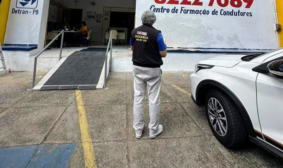 Pesquisa de preços dos serviços em autoescolas encontra diferença de R$ 600 na habilitação para carro