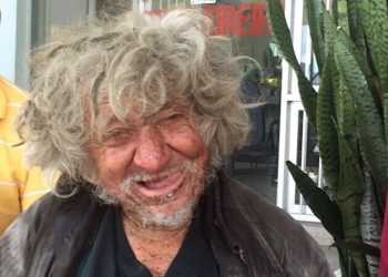 Morre em João Pessoa Seu Antônio Serafim, o ‘Velho do Saco’, figura folclórica da cidade