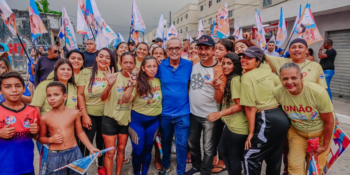 Caminhada no BDI: Cícero anuncia a entrega da 3ª USF do Futuro de João Pessoa para este mês