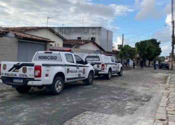 Mãe mata filho de 5 anos a facadas e arranca a cabeça da criança, em João Pessoa