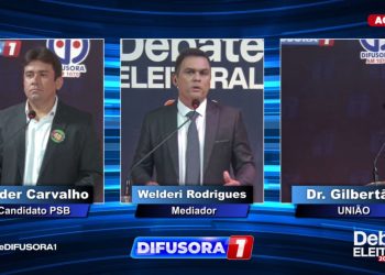 Em Sousa, Gilbertão não vai à debate e Helder fala em desrespeito e faz convite para opositor aparecer nos próximos