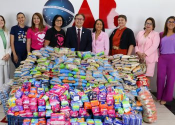 OAB doa mais de uma tonelada de alimentos e absorventes a entidades sociais da Paraíba