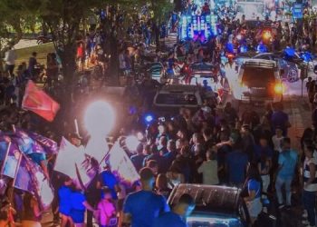 Com Emerson e Jane Panta nas ruas, campanha de Jackson arrasta multidão em Santa Rita