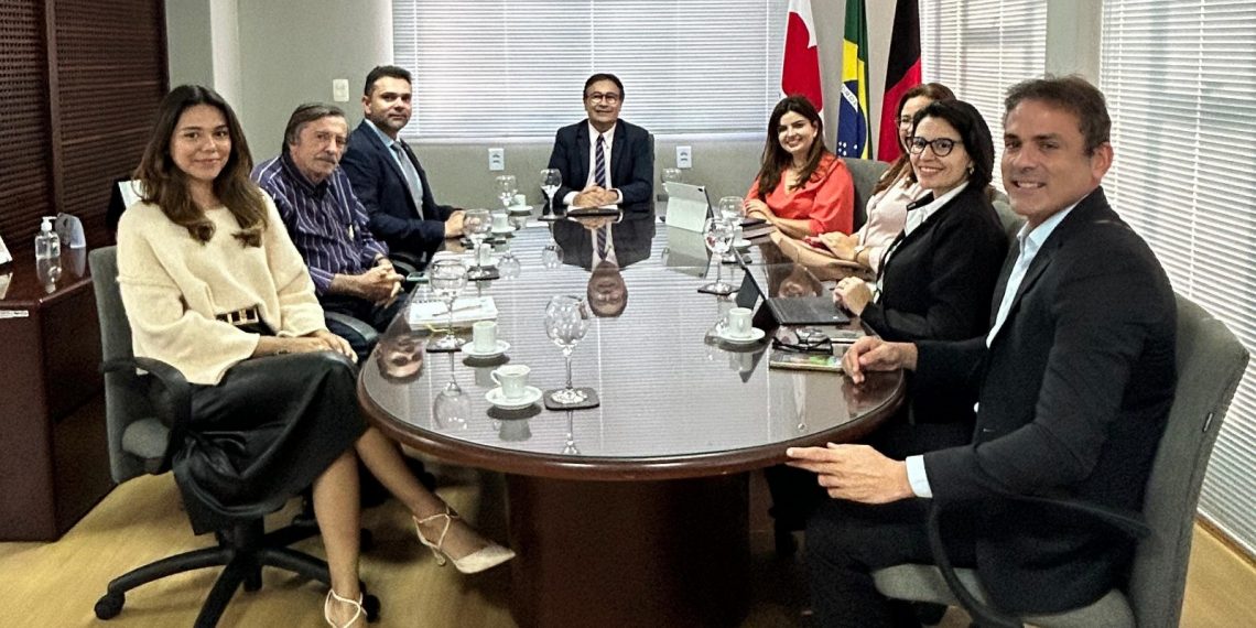 Harrison Targino articula convênio para Advocacia Dativa atuar no Conselho Regional de Medicina