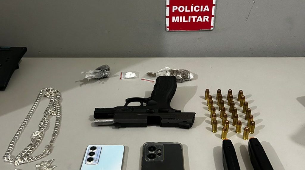 Operação prende foragidos da justiça com arma em Bayeux