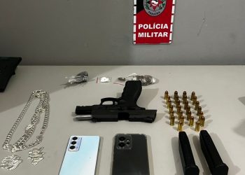 Operação prende foragidos da justiça com arma em Bayeux