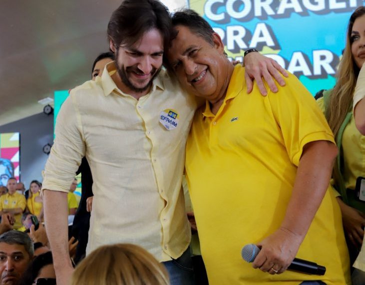 Pedro participa de caminhada de Domiciano em Bayeux nesta segunda