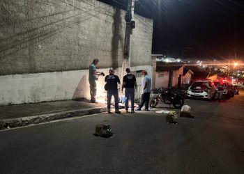 Motociclista morre após perder controle e colidir com poste em Santa Rita