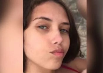 Corpo de adolescente morta pelo ex-namorado é sepultado na Paraíba