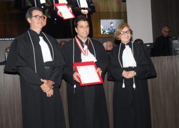 Francisco Seráphico toma posse como desembargador do Tribunal de Justiça da Paraíba