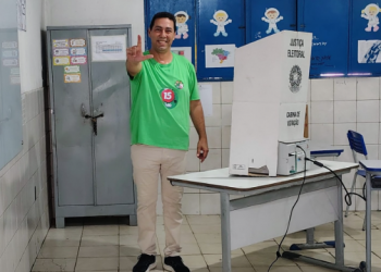 Léo Bandeira derrota Marcelo Monteiro e é reeleito com 52,50% dos votos, em Lucena