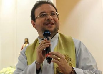 ALPB se manifesta sobre transferência de Pe. Fabrício: “Revolta toda Paraíba”