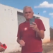 Funcionário da prefeitura tenta impedir atividade de campanha de Neto Carneiro em Alagoa Grande; veja vídeo