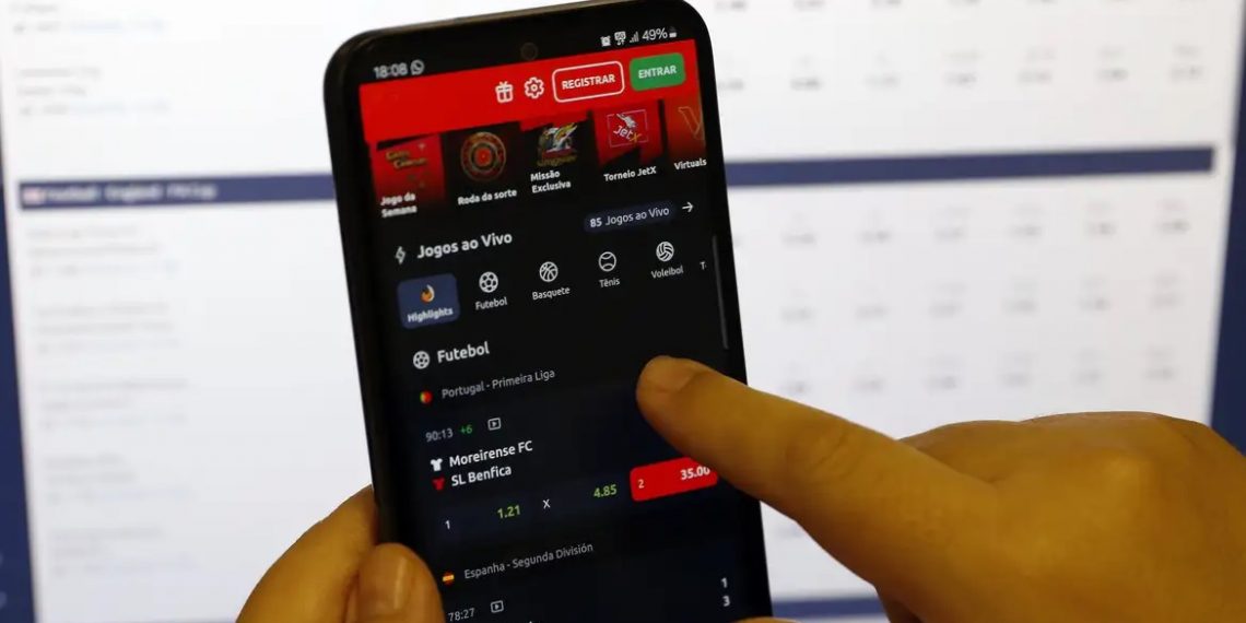 Ministério da Fazenda autoriza retorno de duas empresas de bets