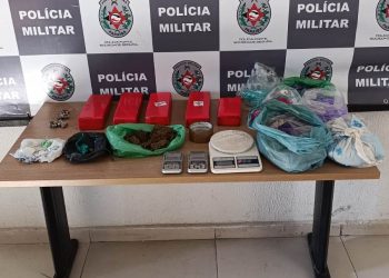 Polícia Militar apreende cerca de cinco quilos de drogas em rodovia estadual PB008, em João Pessoa