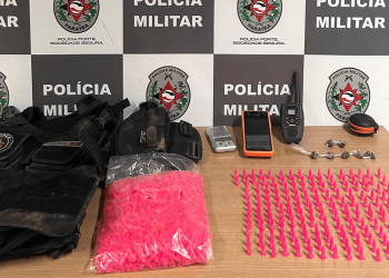 PM prende suspeito e apreende drogas na zona sul da Capital