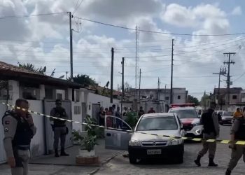 Homem é morto a tiros dentro de carro no Cristo Redentor, em João Pessoa