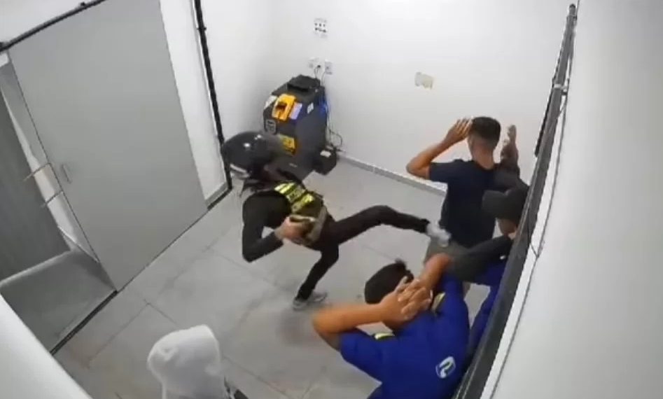 Frentistas são brutalmente agredidos durante assalto a um posto de combustível, em Guarabira