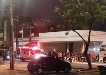 Jovem se desequilibra e morre após cair de carro na principal dos Bancários