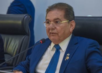 Assembleia altera regimento e fará nova eleição para Mesa Diretora na próxima semana