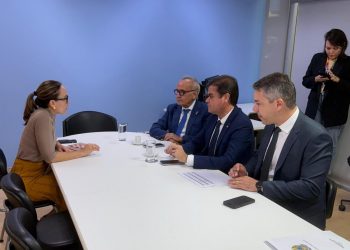 Cícero Lucena trata da liberação de recursos do Governo Federal para João Pessoa na área da Educação