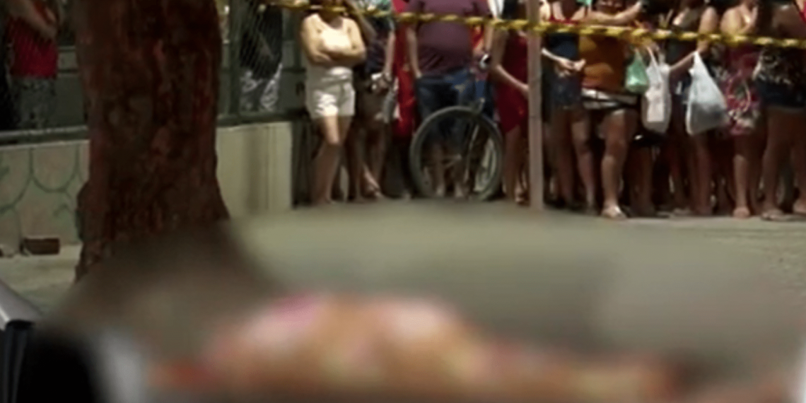 Filho morre nos braços do pai após ser atingido por vários tiros em Santa Rita