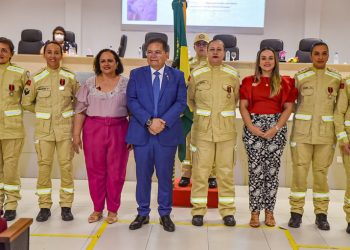 Governador em exercício Adriano Galdino participa do I Simpósio de Proteção aos Direitos da Mulher do Corpo de Bombeiros
