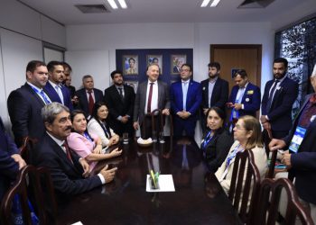 Aguinaldo Ribeiro recebe prefeitos paraibanos em Brasília e reforça apoio aos municípios