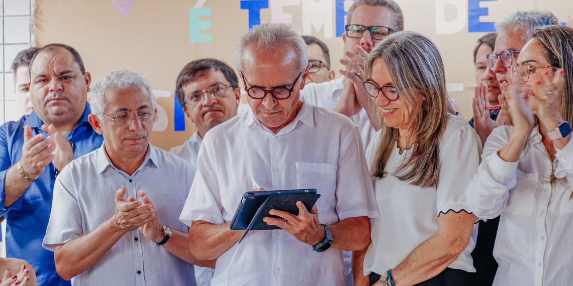 Prefeito autoriza reconstrução da Escola Frei Albino, que ganhará novas salas e vai funcionar em tempo integral