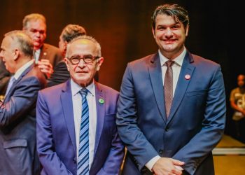 Leo Bezerra assume prefeitura de João Pessoa após Cícero Lucena se licencia