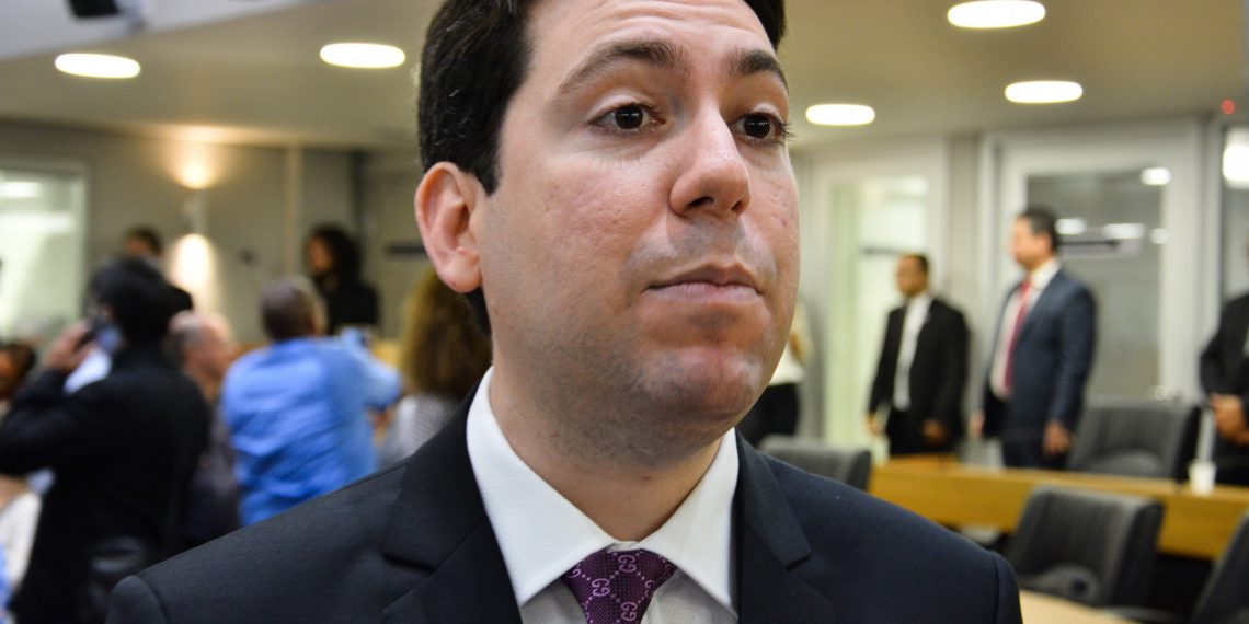 Felipe Leitão defende candidatura de Adriano Galdino ao governo: “Está pronto, preparado e querendo”