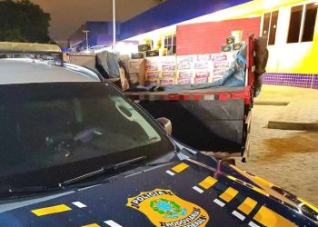 PRF apreende quatro toneladas de queijos que seriam vendidos na Paraíba