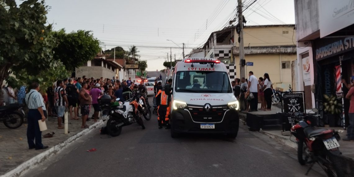 Acidente entre duas motocicletas deixa duas pessoas feridas, em Oitizeiro