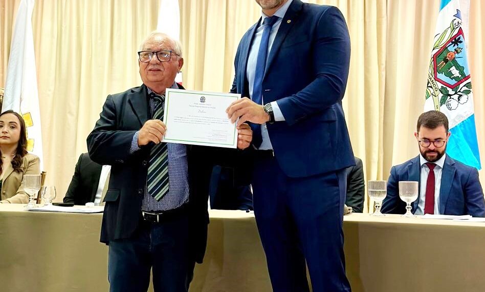 Neto Pinto, vereador reeleito para o 11º mandato consecutivo em Santana dos Garrotes é diplomado e vai completar 46 anos no cargo