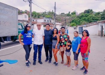 Cícero Lucena inaugura urbanização integrada das comunidades Renascer e Saturnino de Brito
