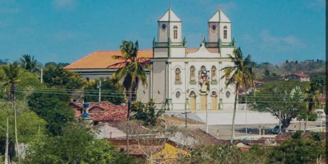 Mogeiro celebra 63 anos de emancipação política com entrega de obras