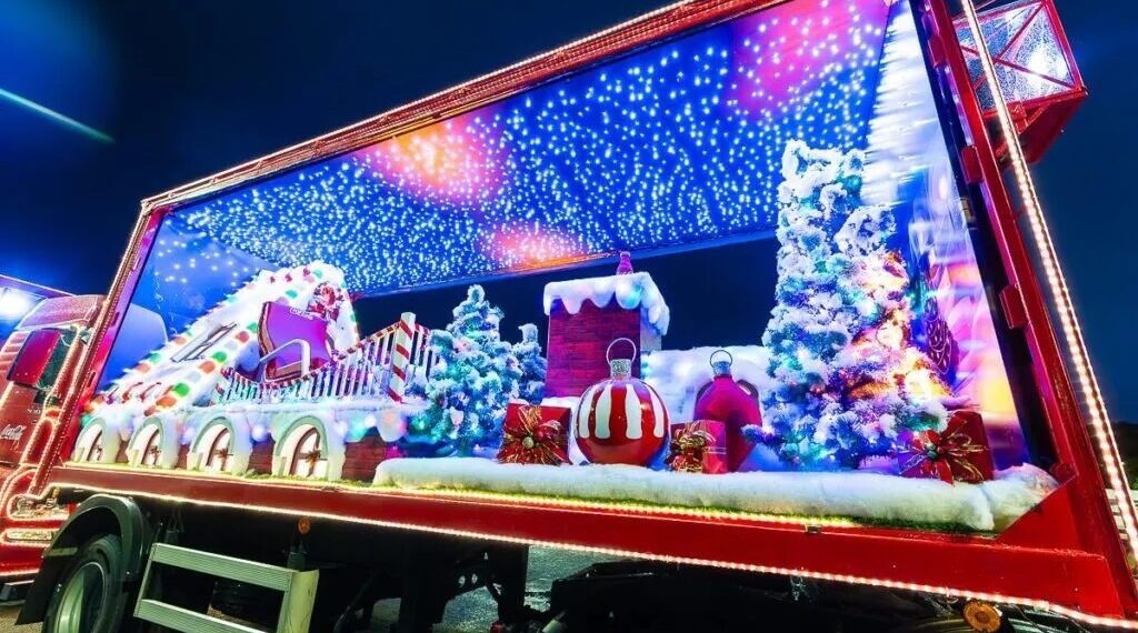 Caravana de Natal da Coca-Cola chega a João Pessoa amanhã e trajeto do Papai Noel começa na Lagoa