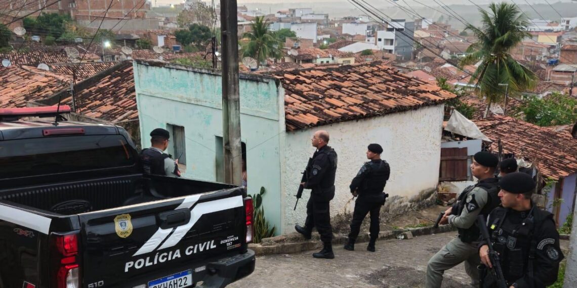 Operação mira grupo suspeito extorquir vítimas e causar prejuízo de R$ 500 mil na PB