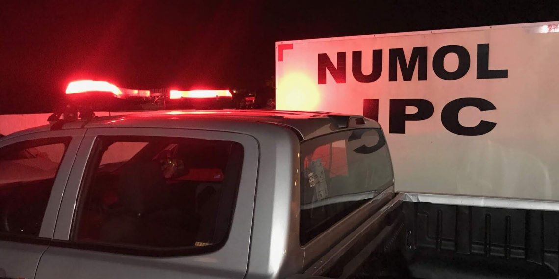 Homem é morto a tiros após ter carro cercado por criminosos na madrugada deste domingo em Cabedelo