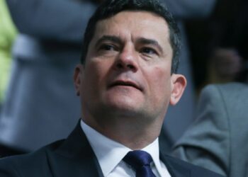 Sergio Moro ironiza Lula após alta hospitalar e faz cobranças