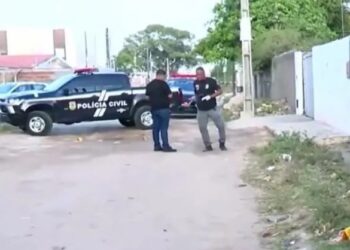 Bandidos invadem casa e matam homem a tiros, em Cabedelo