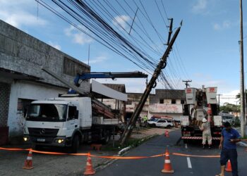 Paraíba registra mais de 600 colisões de veículos em postes em 2024