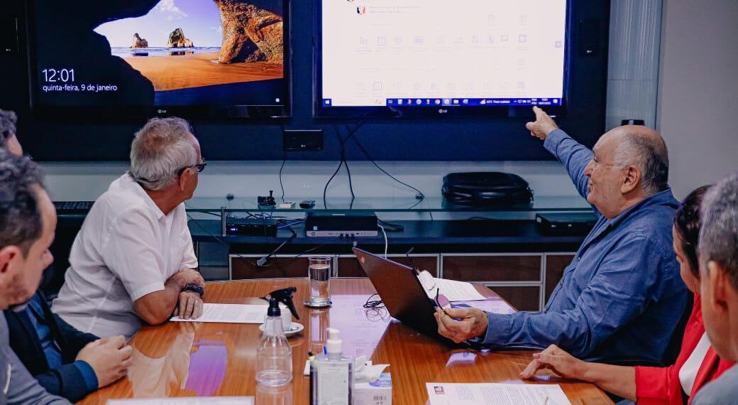 Cícero Lucena e Leo Bezerra entregam a quinta ‘USF do Futuro’ e ampliam cobertura de saúde básica em João Pessoa