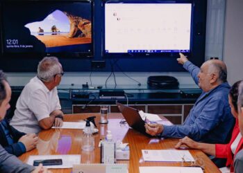 Cícero Lucena e Leo Bezerra entregam a quinta ‘USF do Futuro’ e ampliam cobertura de saúde básica em João Pessoa