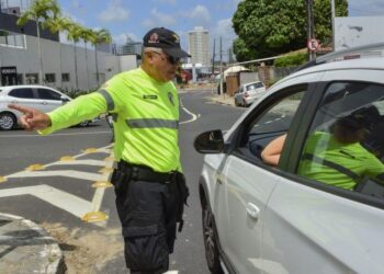 Falta de energia deixa semáforos das avenidas Epitácio e Ruy Carneiro apagados