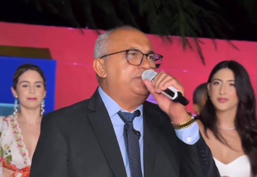 Prefeito de Pedras de Fogo é o primeiro da Paraíba a anunciar calendário de pagamento dos servidores em 2025