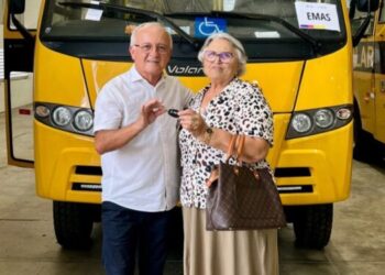 Deputado Branco Mendes parabeniza governador por investimentos no transporte escolar e destaca parceria em favor dos municípios